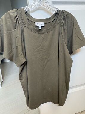 Evereve Olive Smocked Shoulder Tee